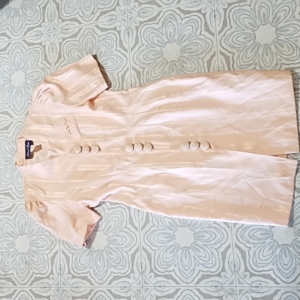 Women Light pink Career Suit Dress Sz Med APRIL RAIN Pleated big buttons